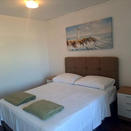Lifestyle Apartment ポドストラナ エクステリア 写真