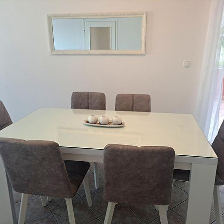 Lifestyle Apartment ポドストラナ エクステリア 写真