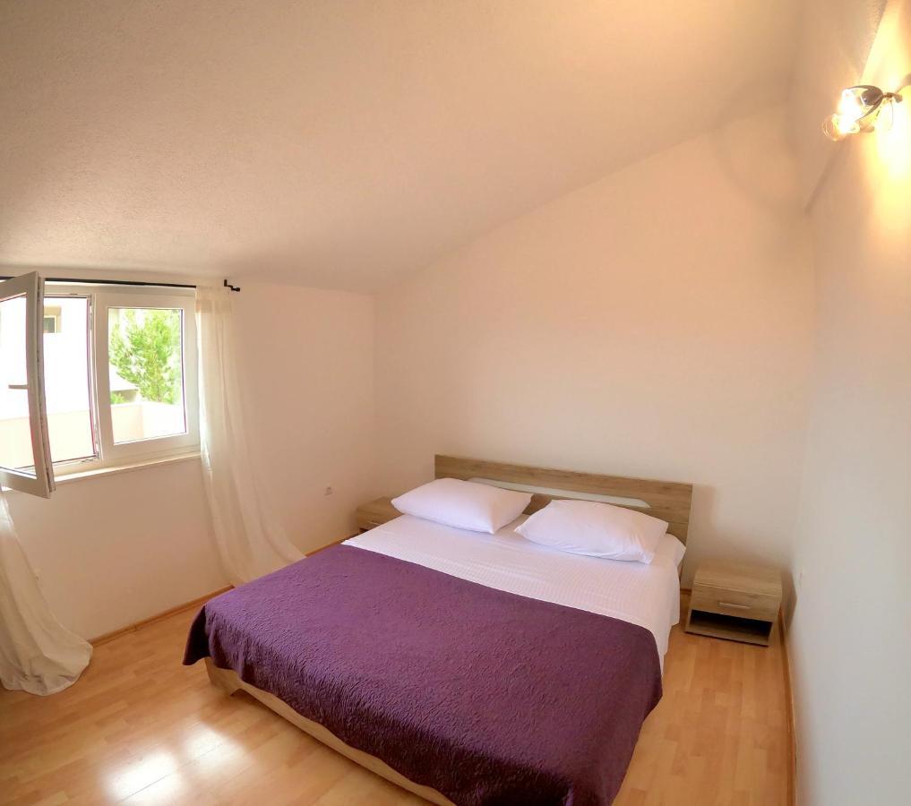 Lifestyle Apartment ポドストラナ エクステリア 写真