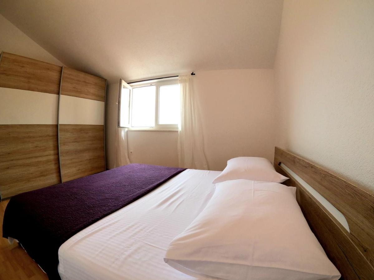 Lifestyle Apartment ポドストラナ エクステリア 写真